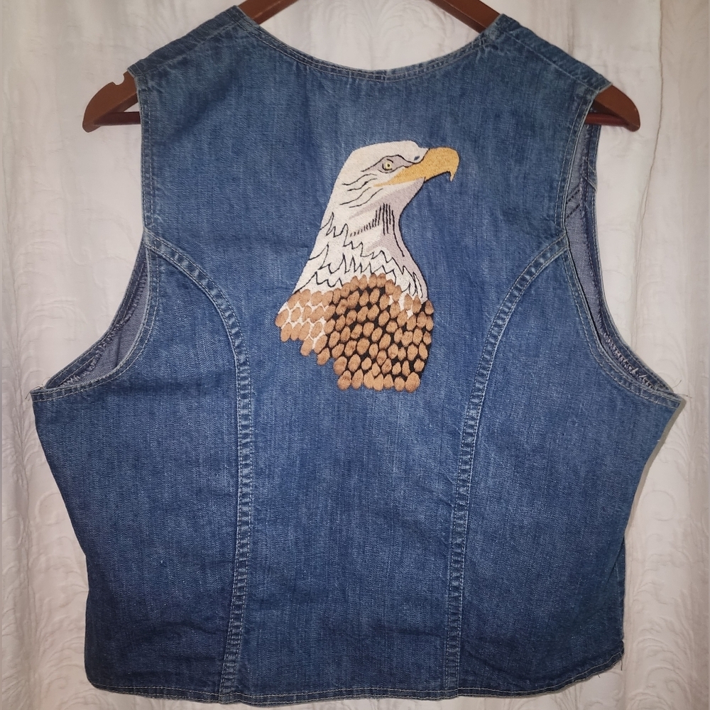 VINTAGE Wrangler Wrapid Transit  Denim Vest w/Embroidered Eagle. Men's Large.